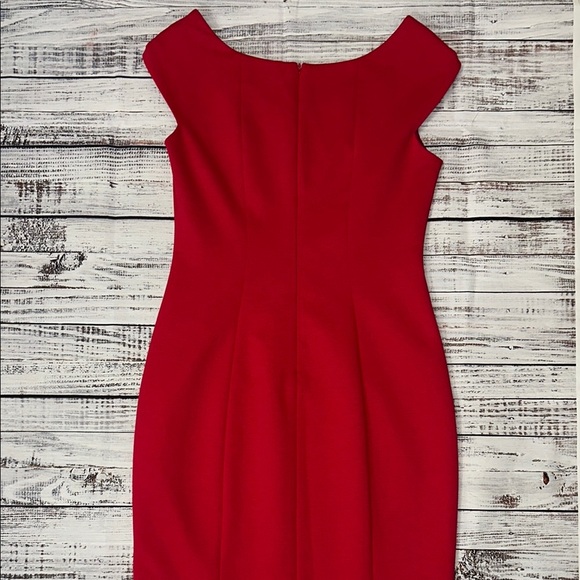 T Tahari Red Cap Sleeve Sheath Midi Dress Cocktail‎ Sz. 4 - Picture 6 of 8